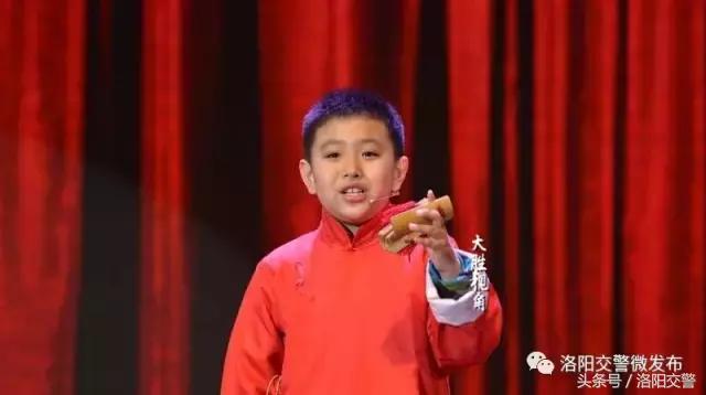 交通法制安全进校园活动,交警交通安全进校园活动