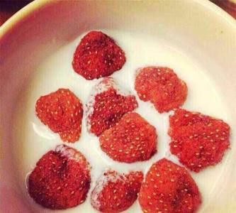 祛痘小方法告别痘痘烦恼,简单祛痘小窍门还你光滑好肌肤