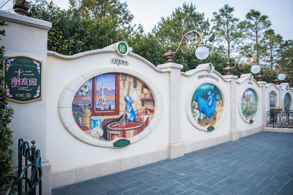 上海迪士尼乐园吃什么比较划算,上海迪士尼酒店住宿攻略