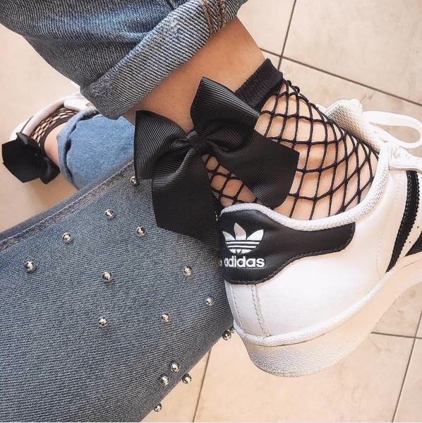 刘雯polo衫蝴蝶结,刘雯的时尚穿搭推荐