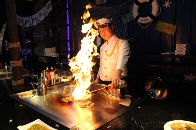 怎样做铁板烧生意最火爆,30平铁板烧店利润