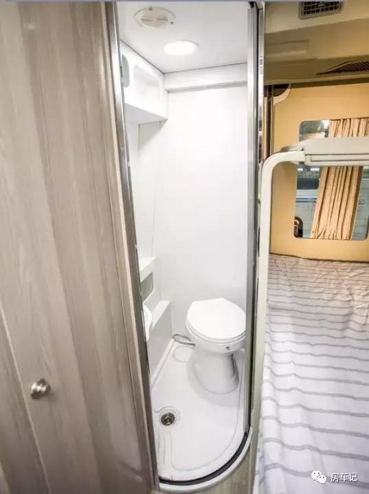 房车上汽大通b型房车,最新最便宜的B型大通房车