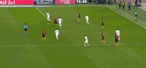 他信奉*力暴**美学，却因抽烟喝酒落选国家队，毁誉参半