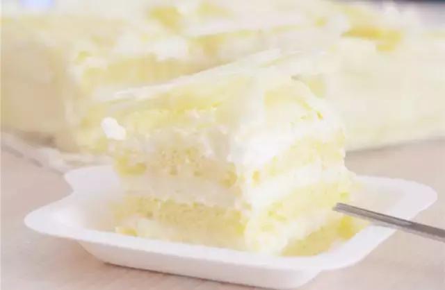 直男别再傻傻叫女朋友多喝热水了,直男们别再回复多喝热水