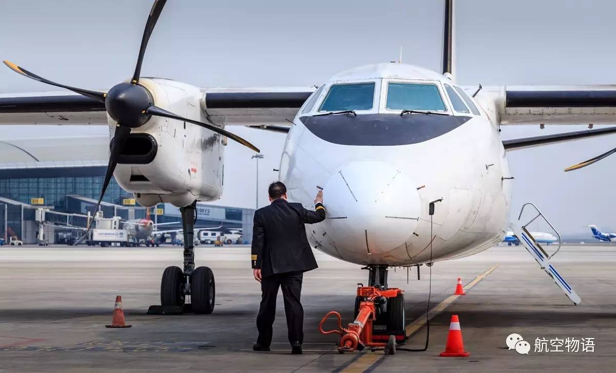 国内小型螺旋桨客机体验,螺旋桨支线客机乘坐
