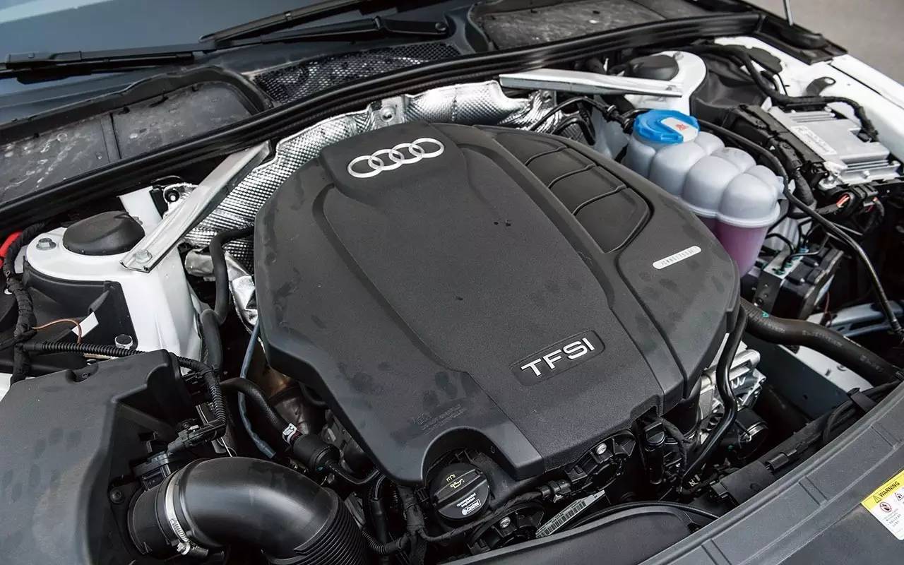 奥迪a4l四驱quattro试驾,2018款奥迪a4l试驾视频胖哥