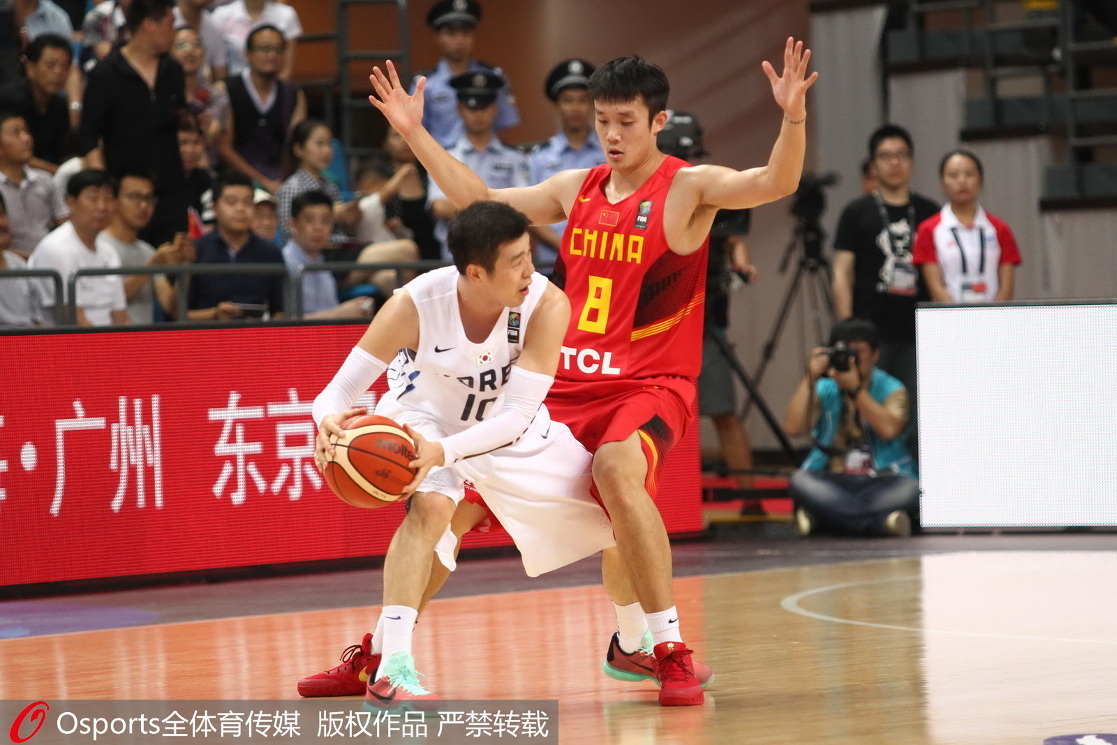 国足长沙战胜韩国后全民沸腾,国足vs韩国1-0完整回放长沙