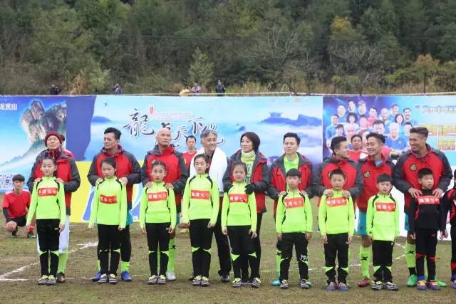 靖哥哥去哪里了,靖哥哥旅行