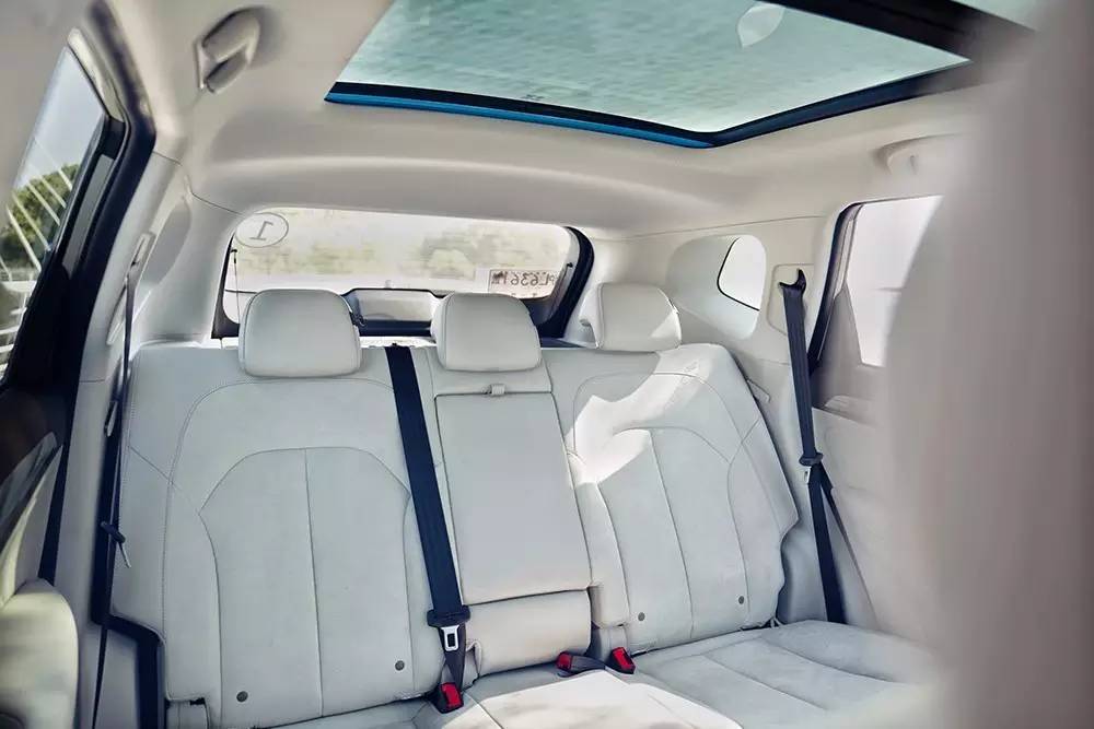 荣威erx5混动下线60万上海,荣威ERX5汽车宣传视频