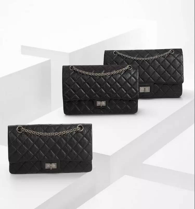 香奈儿2.55mini国内价格趋势,香奈儿22p邮差包中号尺寸