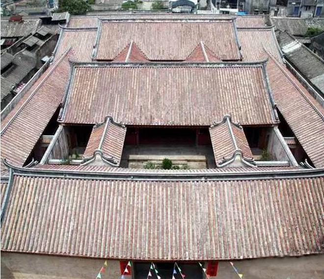 潮汕的特色建筑有多少种,潮汕百鸟朝凤建筑