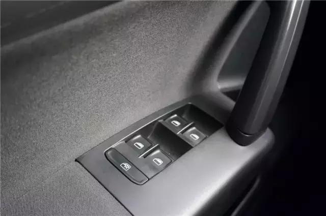 鍥戒骇鍏变韩姹借溅璇勬祴,娌℃湁鏅鸿兘缃戣仈鐨勫浗浜ц溅