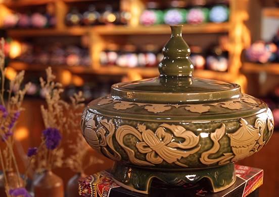 吃鲟鱼、泡温泉、赏美景、玩陶艺···完美周末就这么简单！