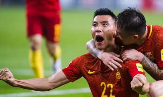 足球手工挂饰制作,足球编织绳