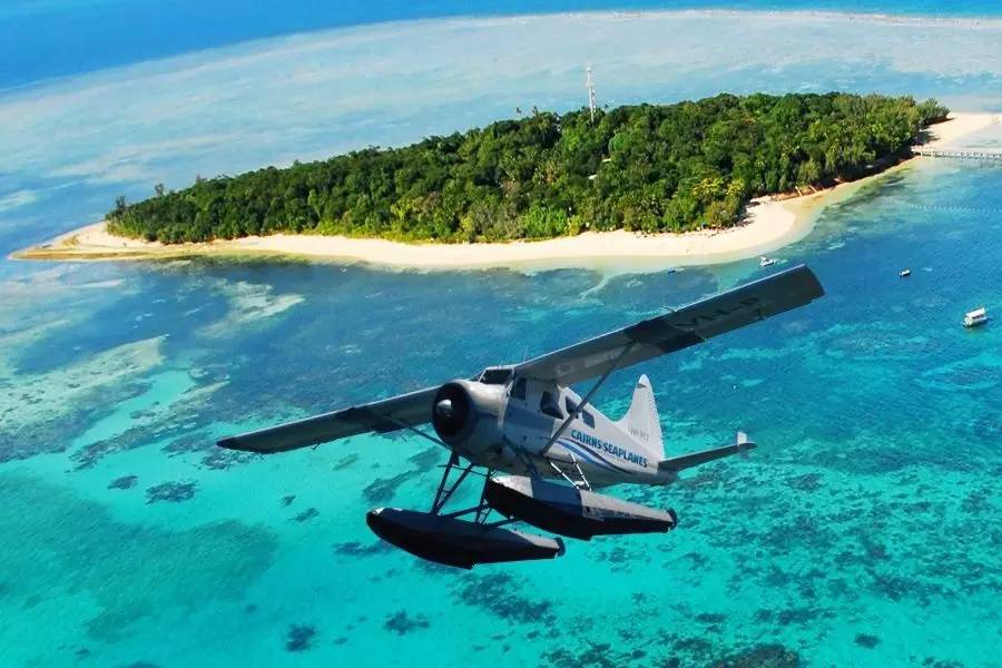 刘强东与奶茶妹妹的婚礼举办地大堡礁到底有多美？自己去看！