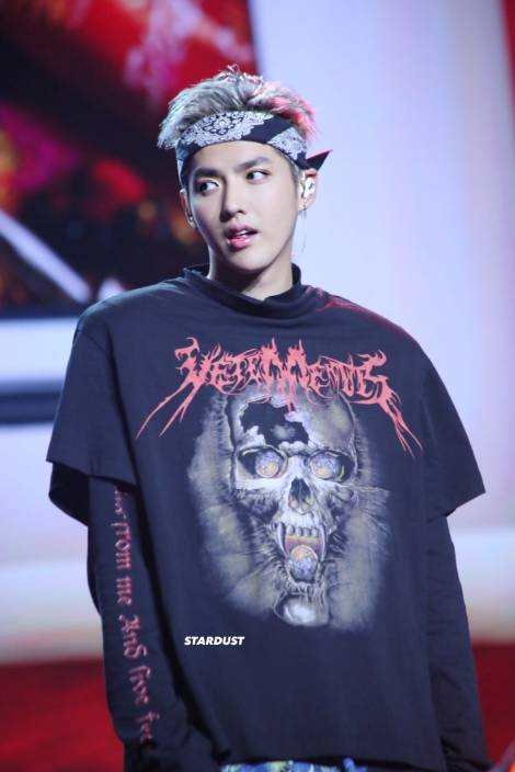 像你爱豆这样为Vetements痴狂