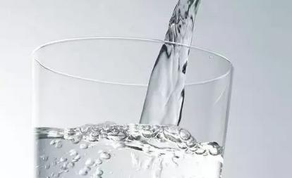 腰疼是因为肾结石着凉后就疼,腰疼和肾结石有关系吗