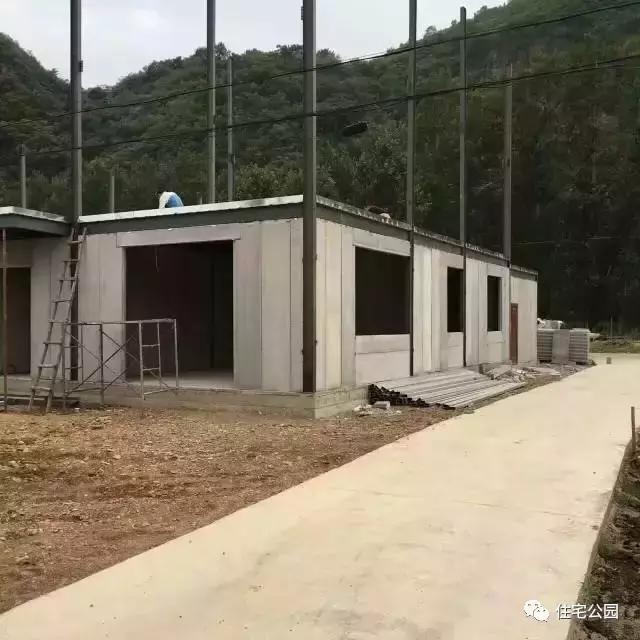 农村自建房轻钢小别墅建造全过程,农村钢结构自建房1层别墅
