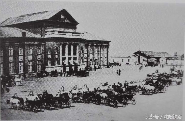 长春市二十多年前的火车站图片,历史的天空时光的印记