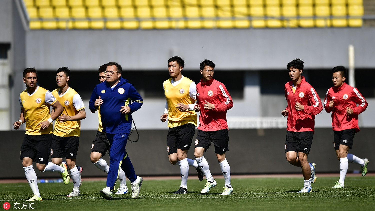 北京足球vs四川人和,北京人和对卓尔