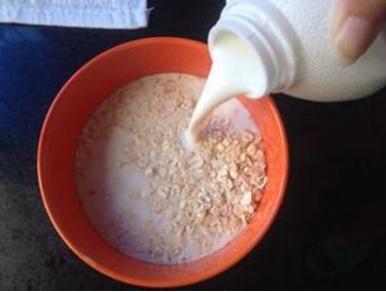 男士哪款面膜可以收缩毛孔去黑头,去黑头收缩毛孔控油自制面膜