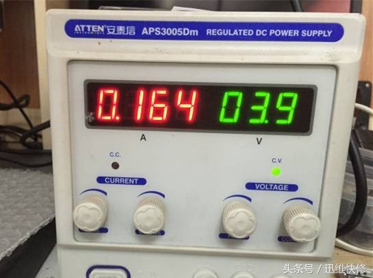 车充导致手机主板被烧,车充把苹果手机充坏了