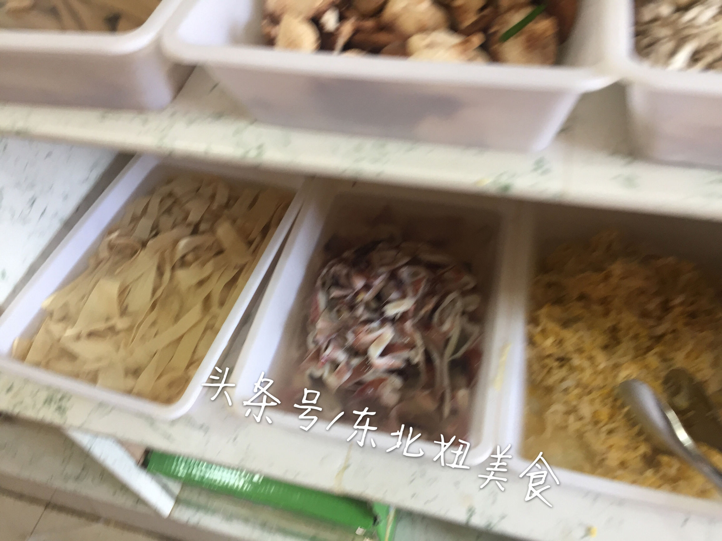 吃自助没吃多少就很撑,吃自助火锅没吃几口就饱了