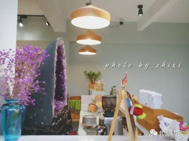 嘴刁的九零后台州妹子,开在老城区一个静静的角落Alittle