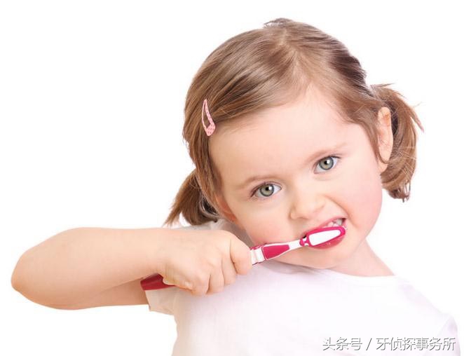 宝宝牙齿洞大怎么补救,牙齿窝沟深怎么回事