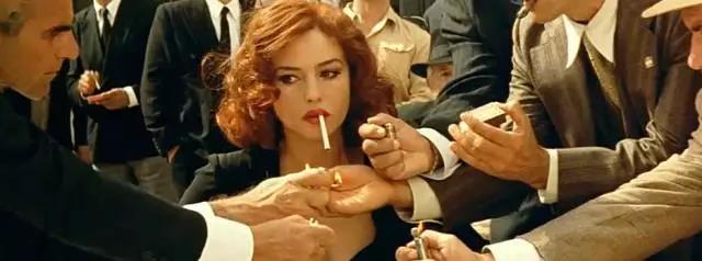 张国荣抽烟旋转打火机,点燃你的高燃时刻