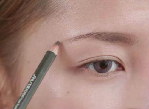 萌兔眼妆,软萌兔系眼妆