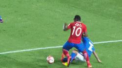 盘点中超赛程奇葩犯规,中超四大恶人名场面