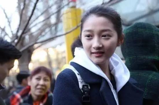 近几年流行的整容脸,千万别整容不要太在意自己的容貌