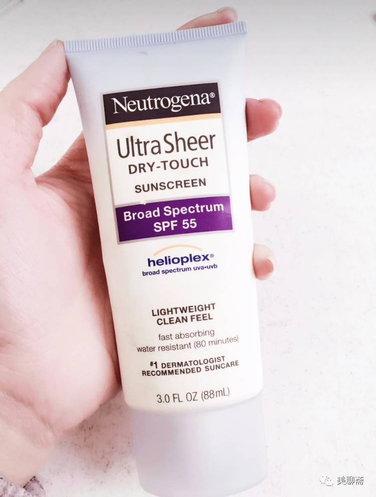 有防晒指数的粉底可以代替抹防晒霜吗？为什么防晒还是晒黑了呢？关于防晒的一切都在这里了