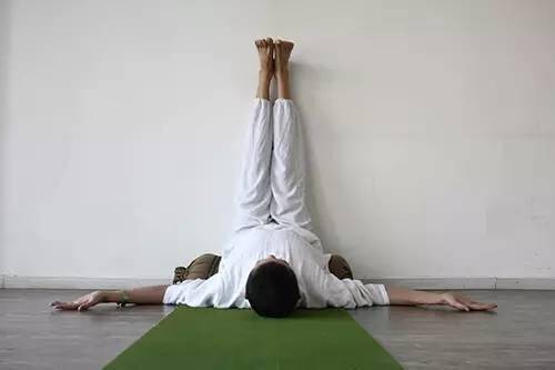 臀腰寒凉怎么治,臀腿凉怎么办