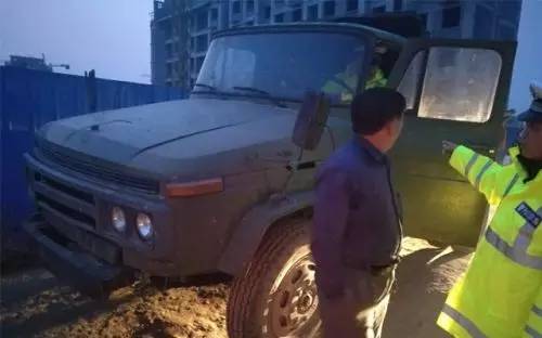 白天入室偷盗被抓视频,白天入室盗窃被抓