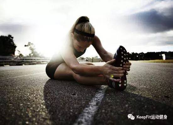 健身你必须知道的20个拉伸,健身你需要知道的15个拉伸动作