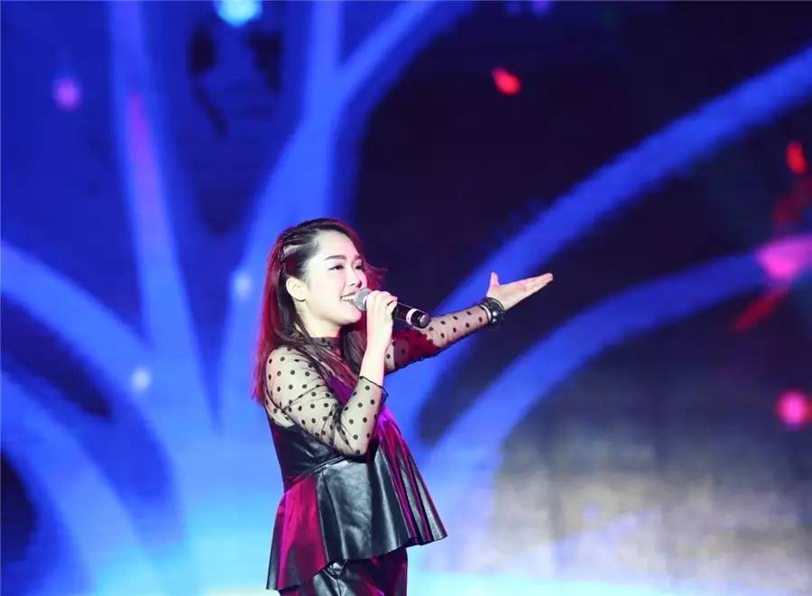 蒋大为、唐俊乔、陆海涛等大咖与玉屏万人共度桃花节