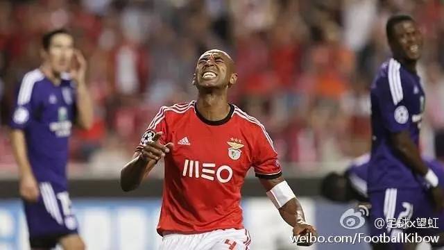 奇葩足球球衣,最新球衣广告