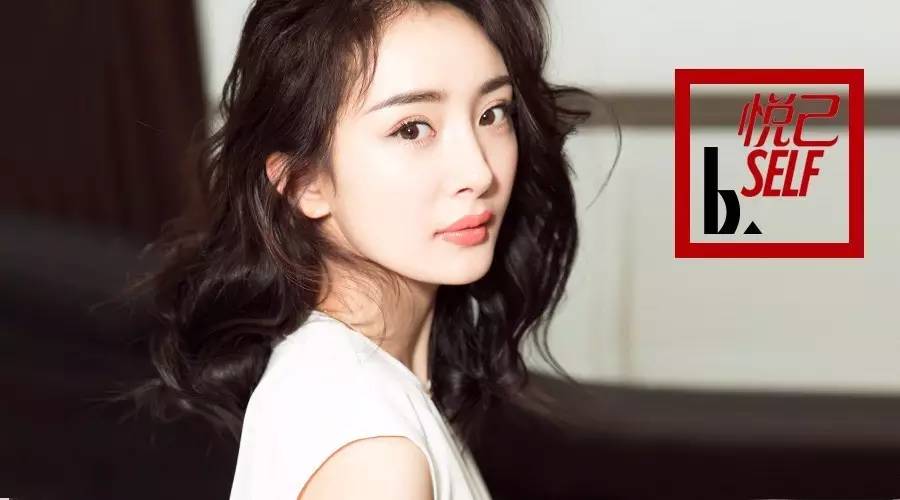 刘雯最新穿搭卡其色老爹鞋,刘雯穿的运动鞋有哪些