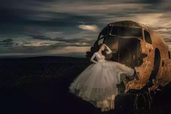 国外创意婚纱摄影作品,激发摄影师灵感的创意婚纱照