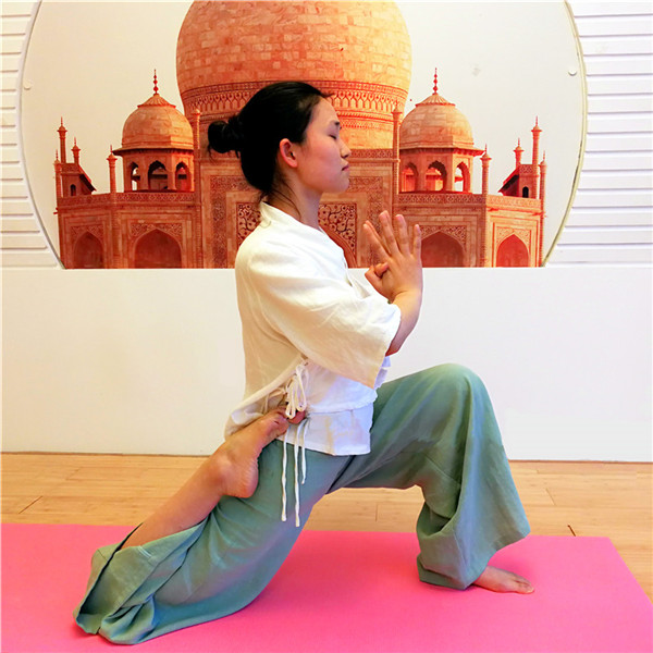 天呐~这些女人竟然能做这样的事情，你能吗？