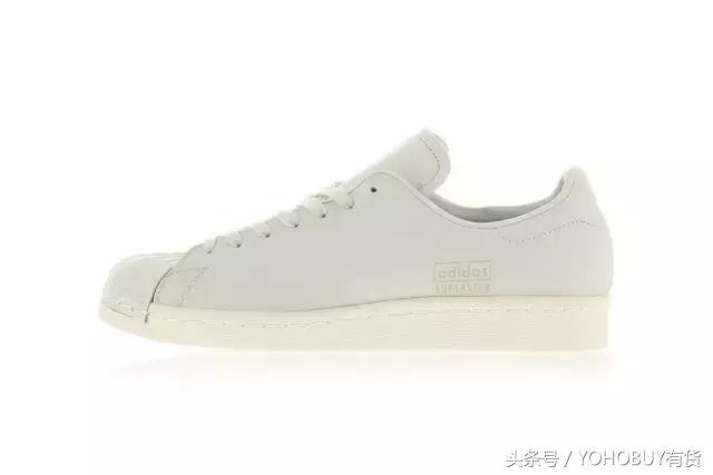 这8双令直男羡慕拥有的女生专属Sneaker,你买了吗?