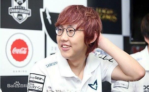 玩lol的人没有兴趣,lol不杀他不就是不尊重游戏吗