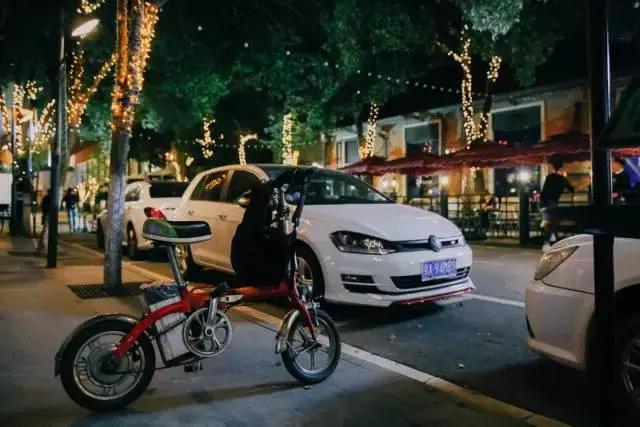 武汉00后夜生活,00后在武汉的日常