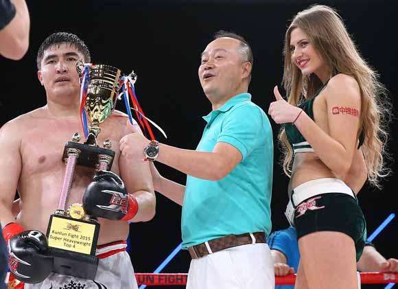 泰森8秒ko对手的重量级拳王,世界拳王泰森的十大凶狠ko