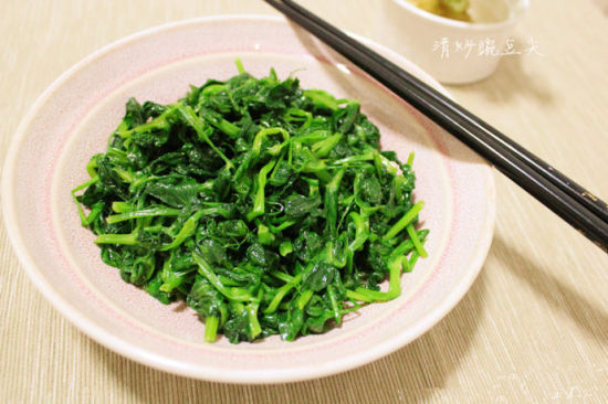 脸上有黑斑吃什么排毒养颜,祛除黑斑的食物