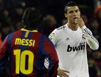 c罗得知梅西被喷搞笑图片,c罗梅西调侃国足视频