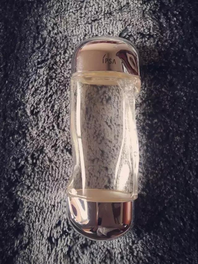 ipsa流金水混干怎么选,ipsa流金水真假对比