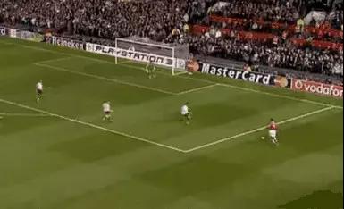 他拒绝亲吻曼联队徽，却为红魔断腿流血从不后悔！这才是真斗士